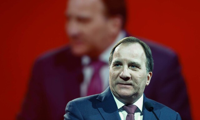 Sensitive forsvarsdokumenter kan være på avveie. Nå bryter Löfven tausheten om skandalen